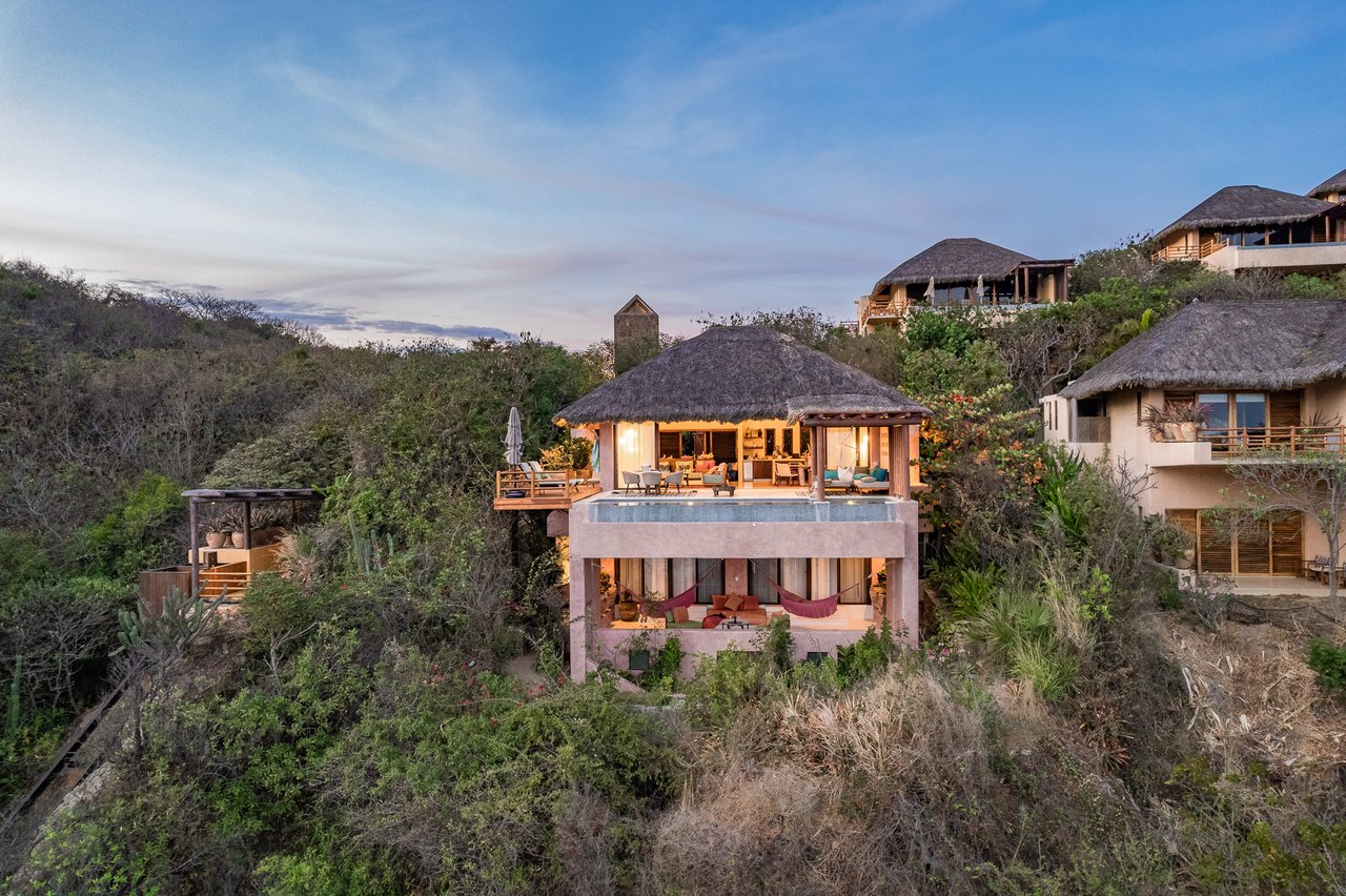 3 bedroom, Single Family Home, Bugamvilla, Montecito Beach Village