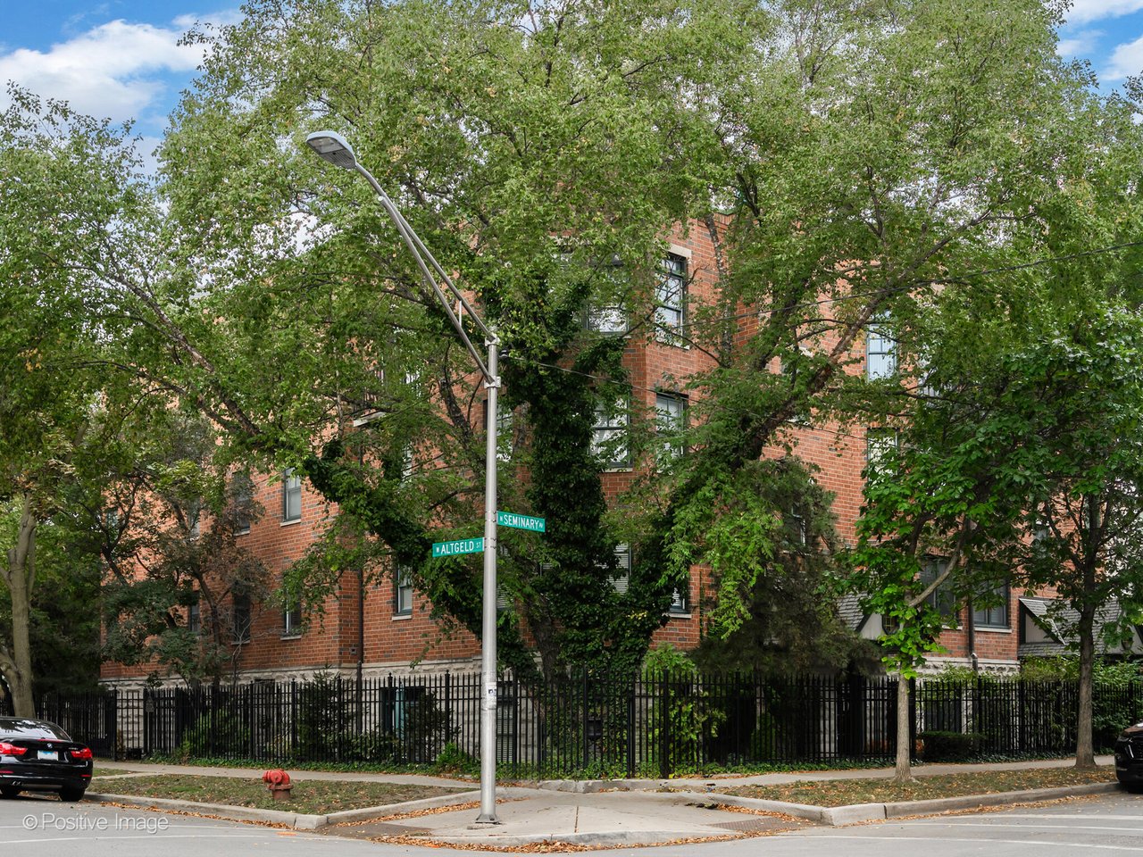 2500 N Seminary Unit 3W