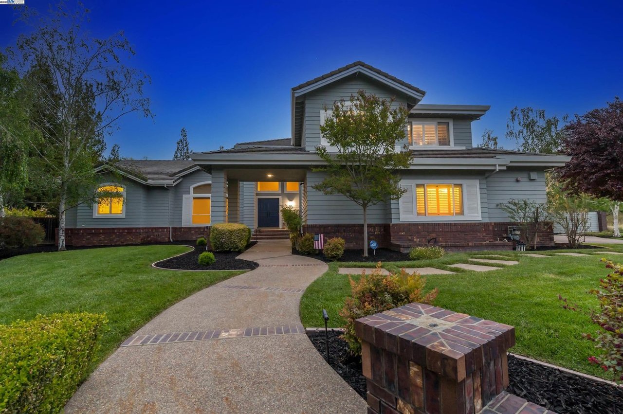 1398 Benedict Ct