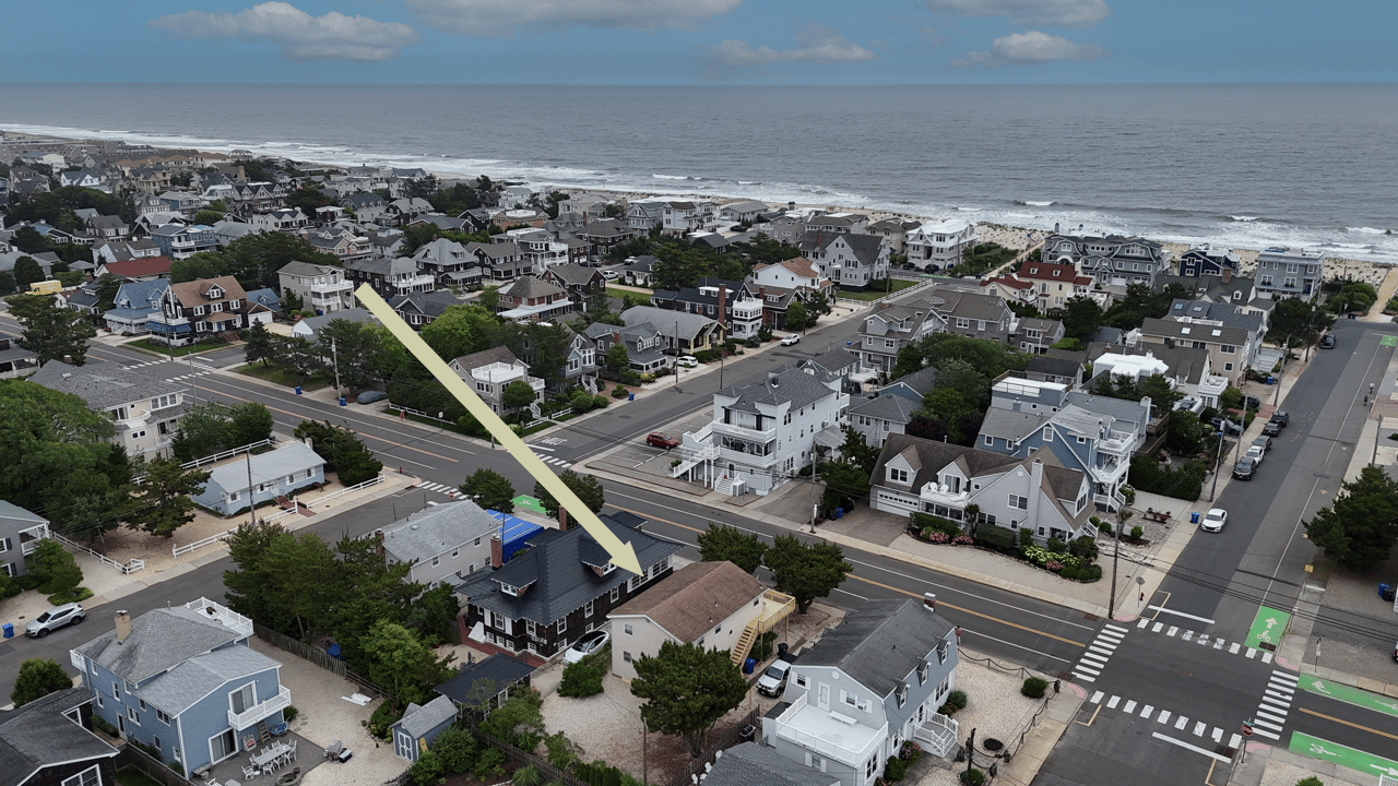 1010 S Beach Avenue, Beach Haven