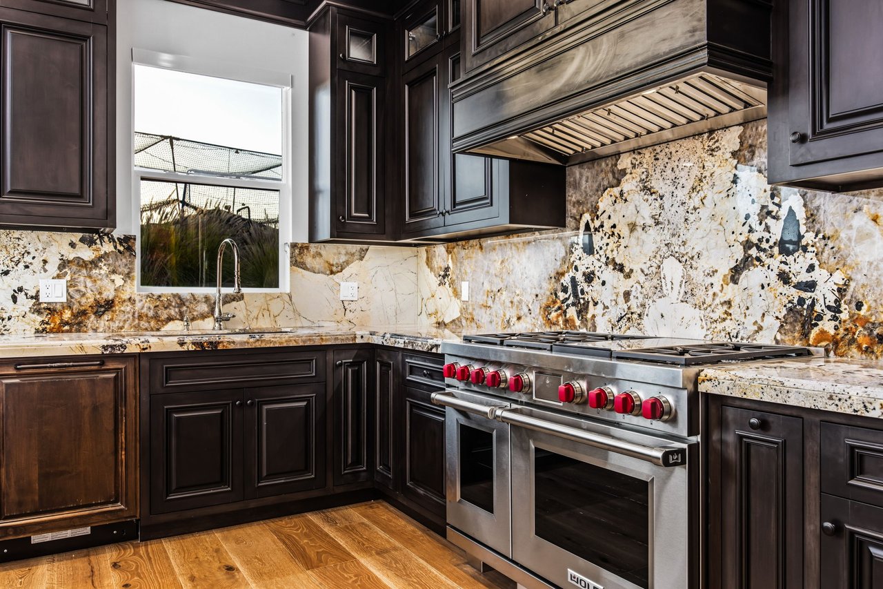 31324 Lake Vista Circle