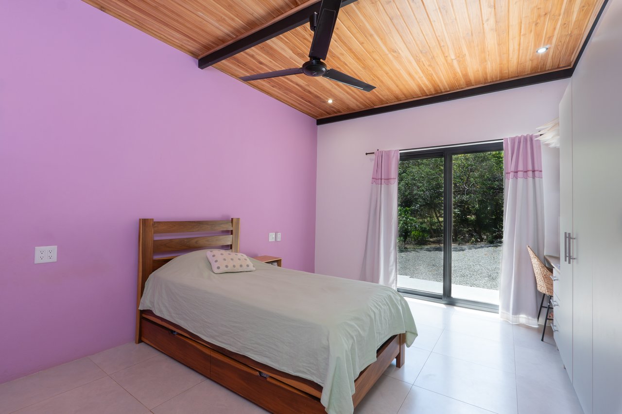 Casa Los Suenos | 4 Bedroom Home with Guest House near Tamarindo Costa Rica