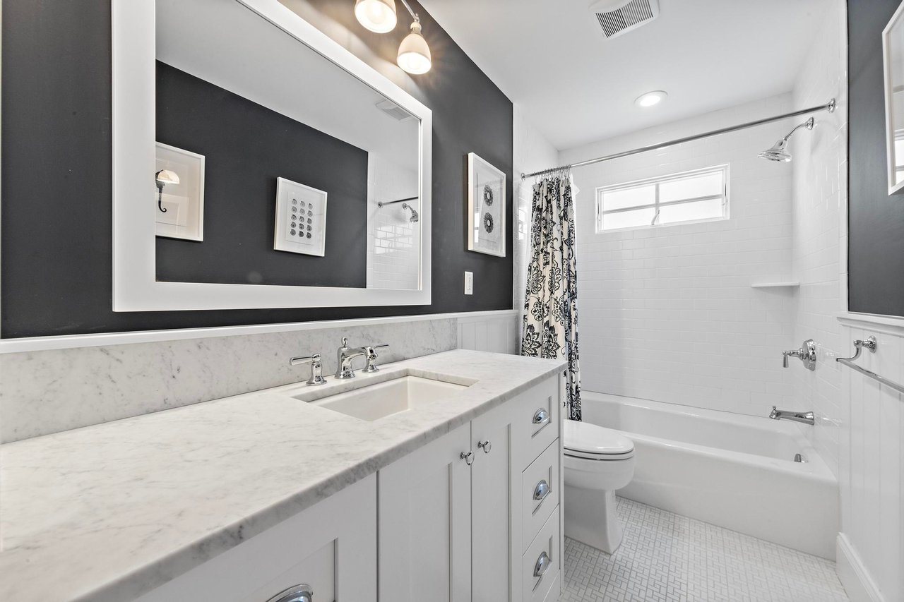 217 Fairview Ave, Beach Haven