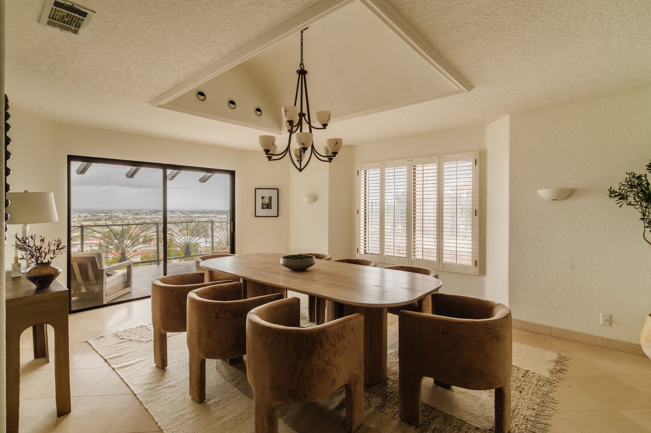 3837 Paseo De Las Tortugas, Hollywood Riviera