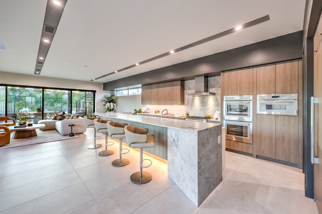 4077 Heron Fairway Dr