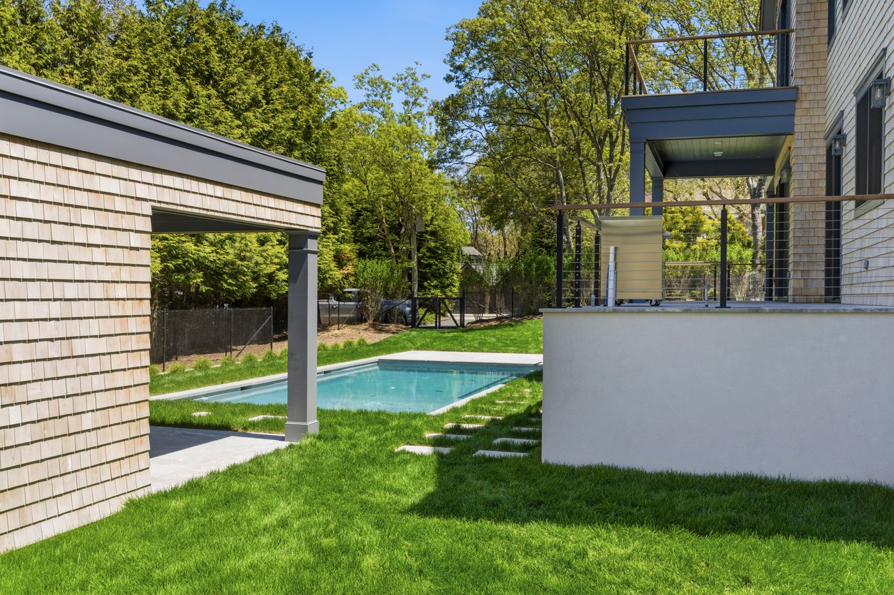 11 Gull Rock Sag Harbor, New York