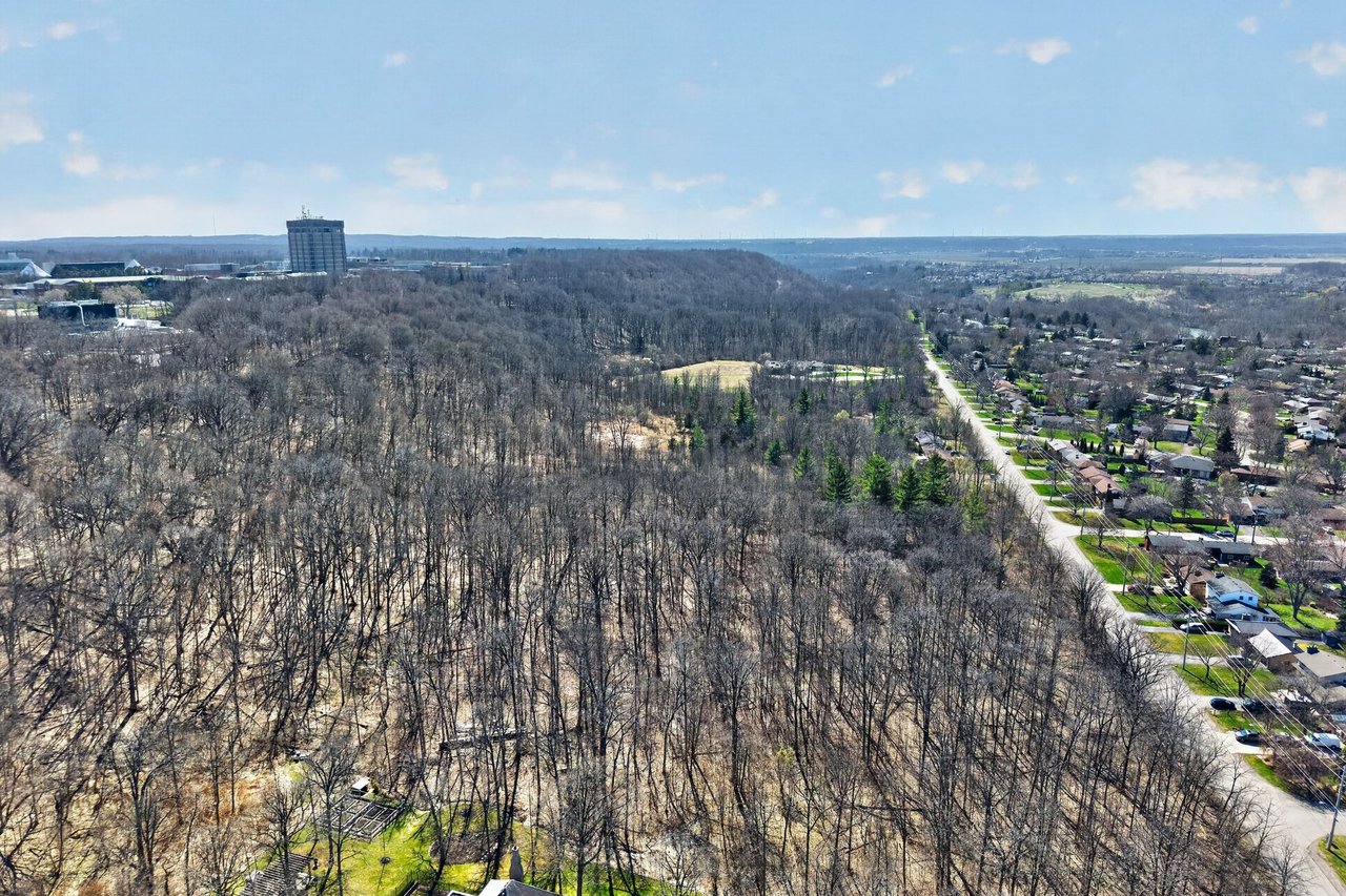 Inspiring MCM Residence