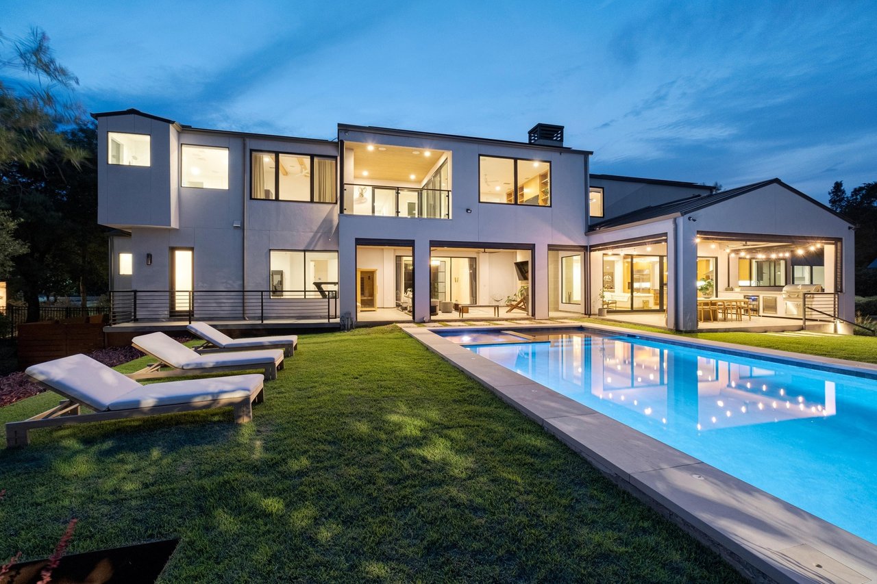 203 Wildcat Hollow