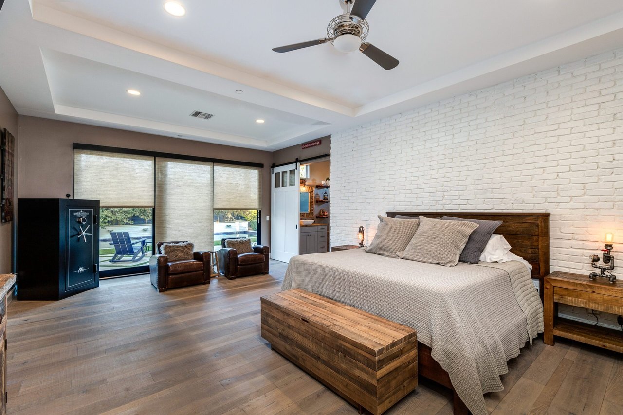 6647 E Calle Redondo