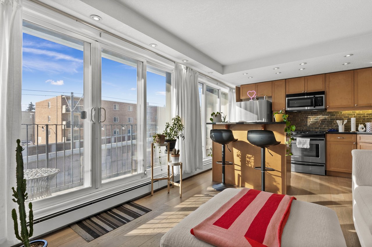 806 9A Street NW Unit: 7