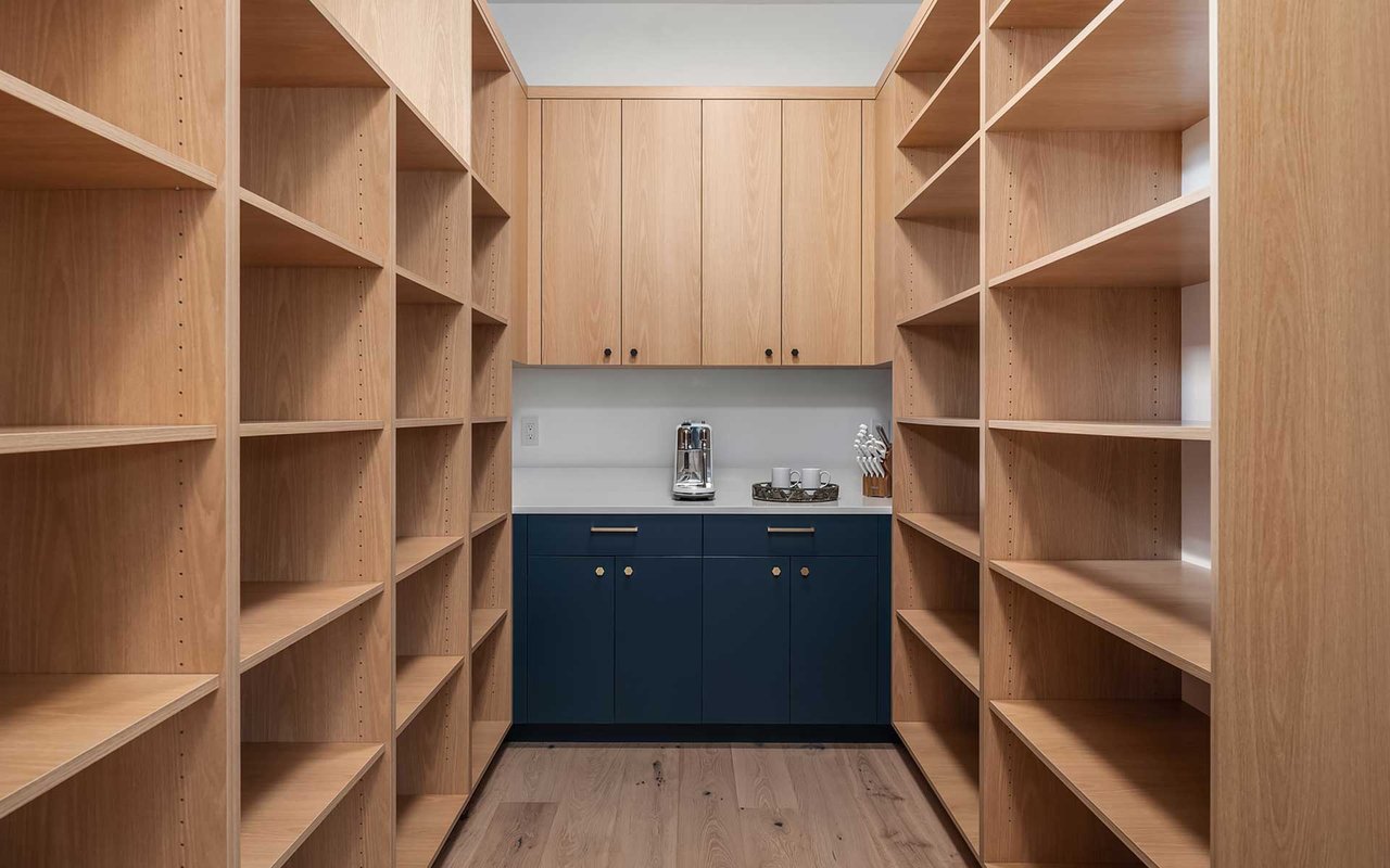 Luxury. Lifestyle. Location.