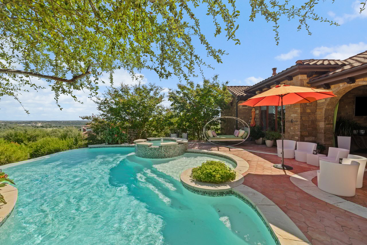 12802 Hacienda Ridge