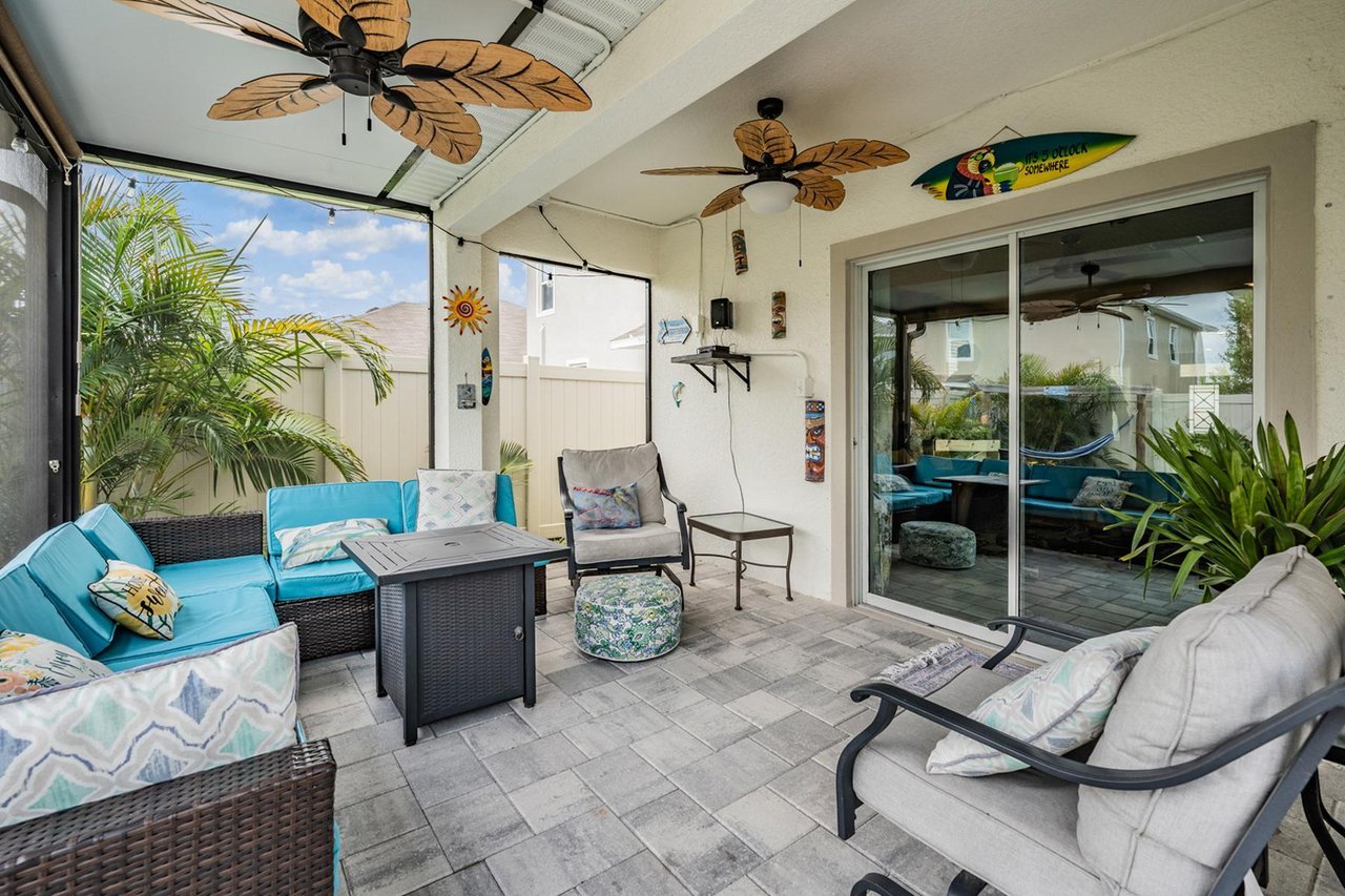 Turnkey Oasis in Epperson Lagoon
