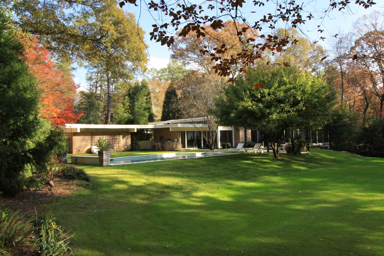 Tlc’s Four Houses Features Agent Debra Johnston