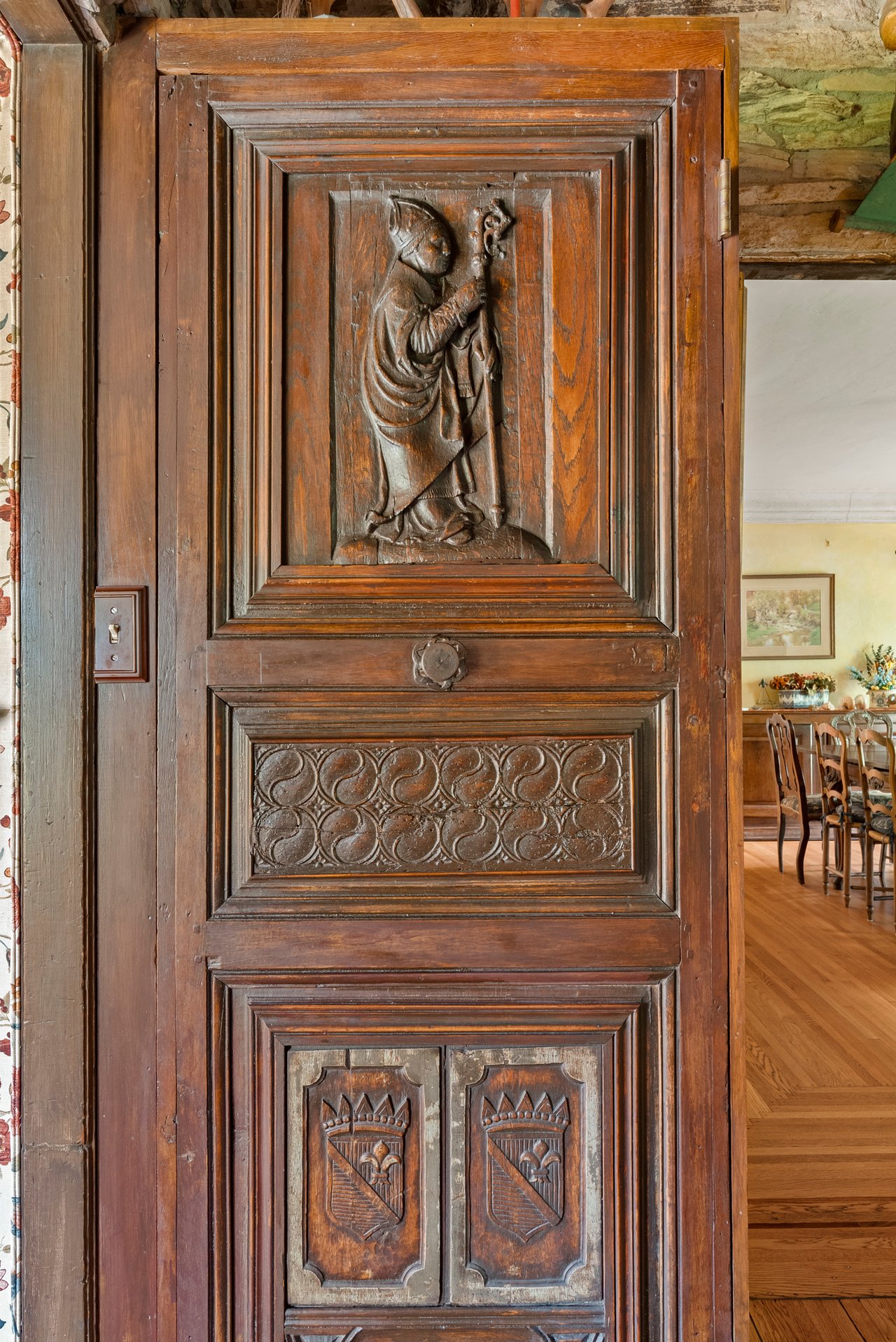 706 N Maple Dr, Beverly Hills