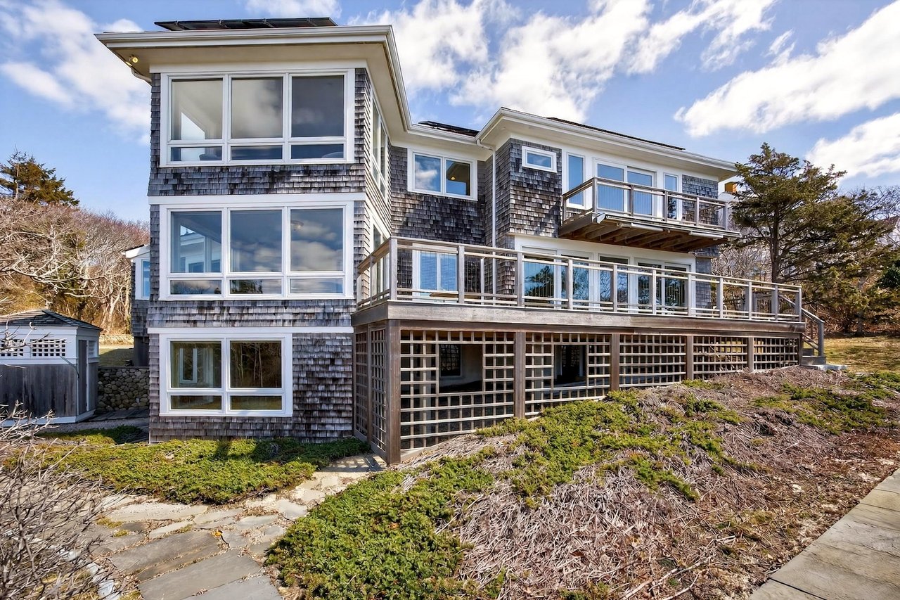 Beachfront Offering in West Hyannisport