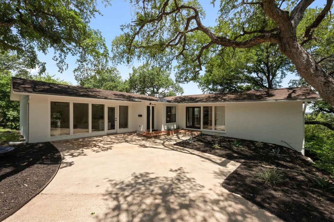 2300 Spring Creek Dr