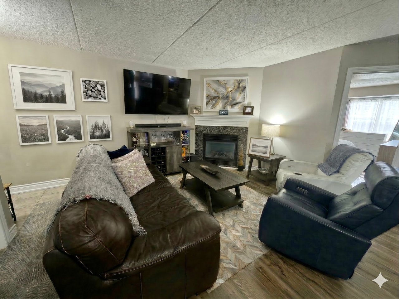 1460 Bishops Gate 302