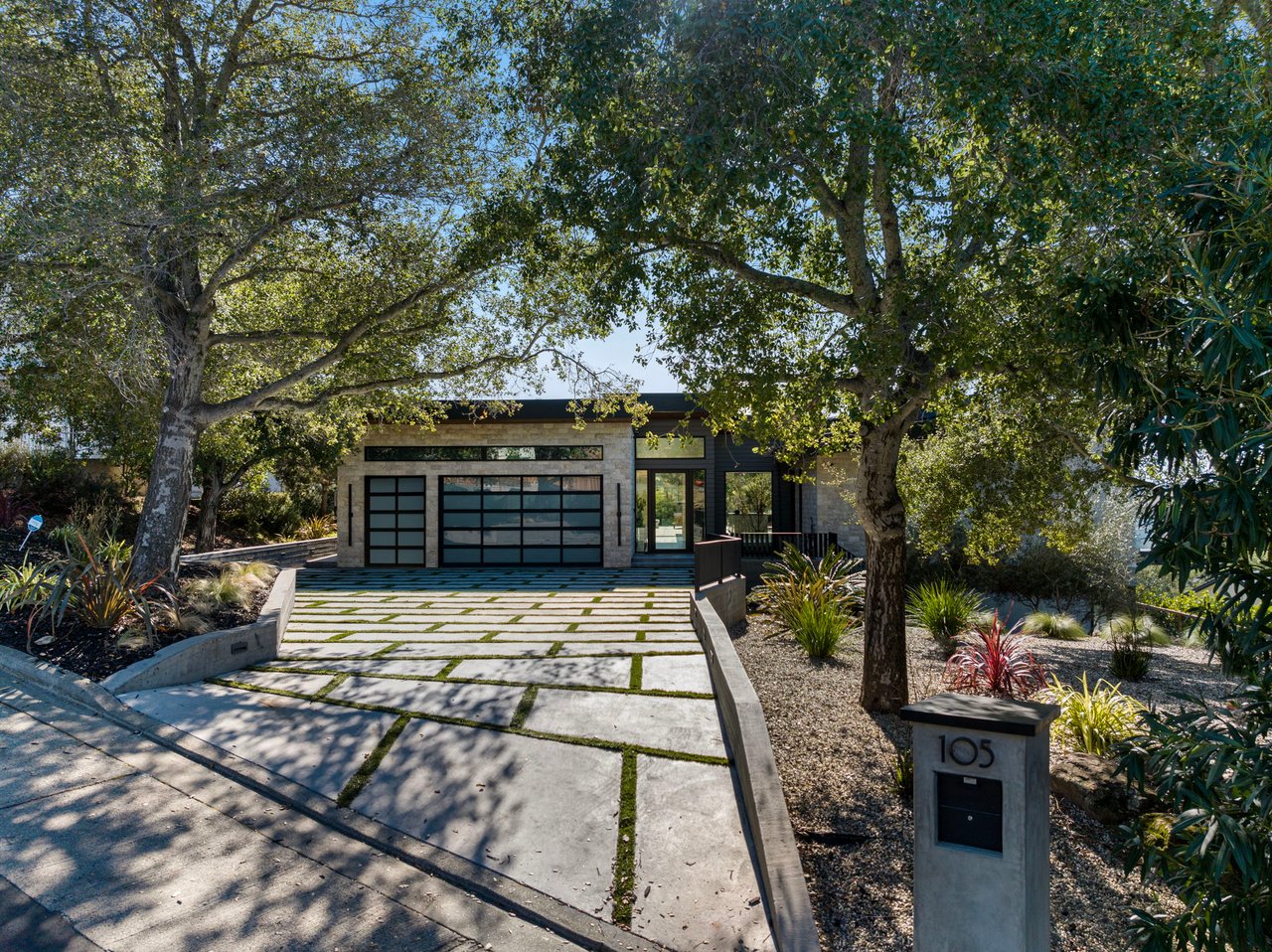 105 Canyon Drive