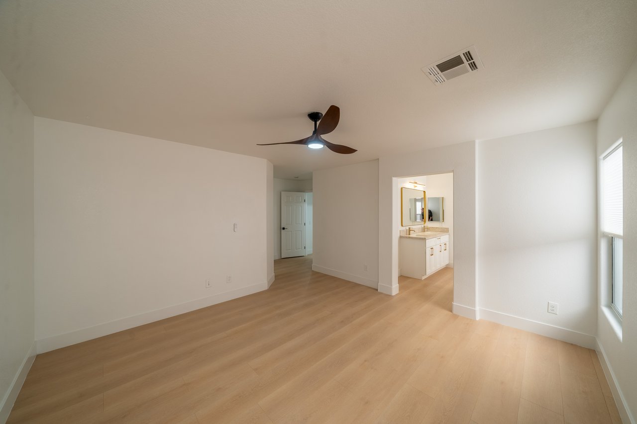 504 Lacabana Beach Drive