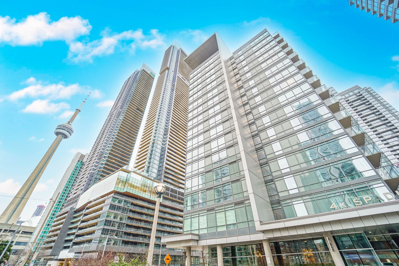 4K Spadina Ave 621