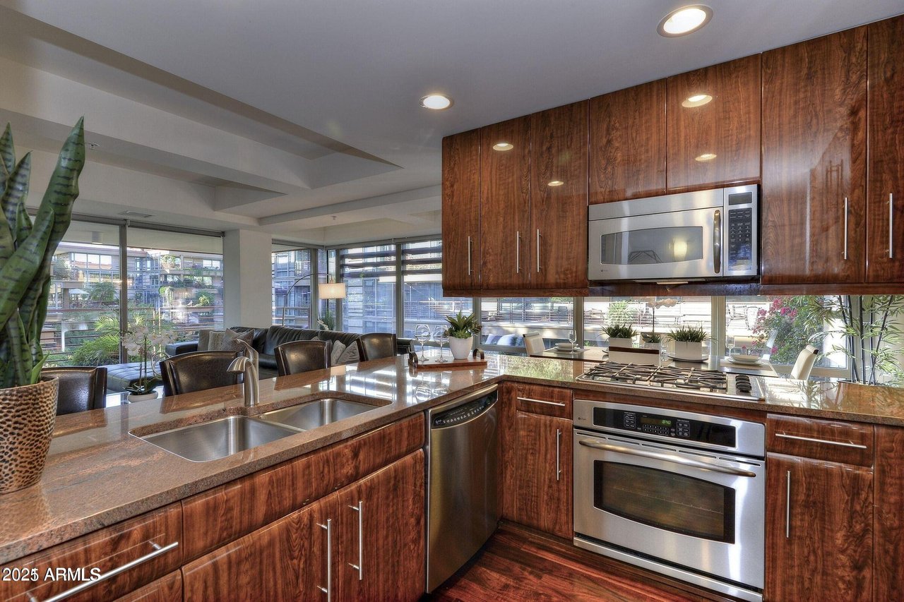 7141 E Rancho Vista Dr, #5007