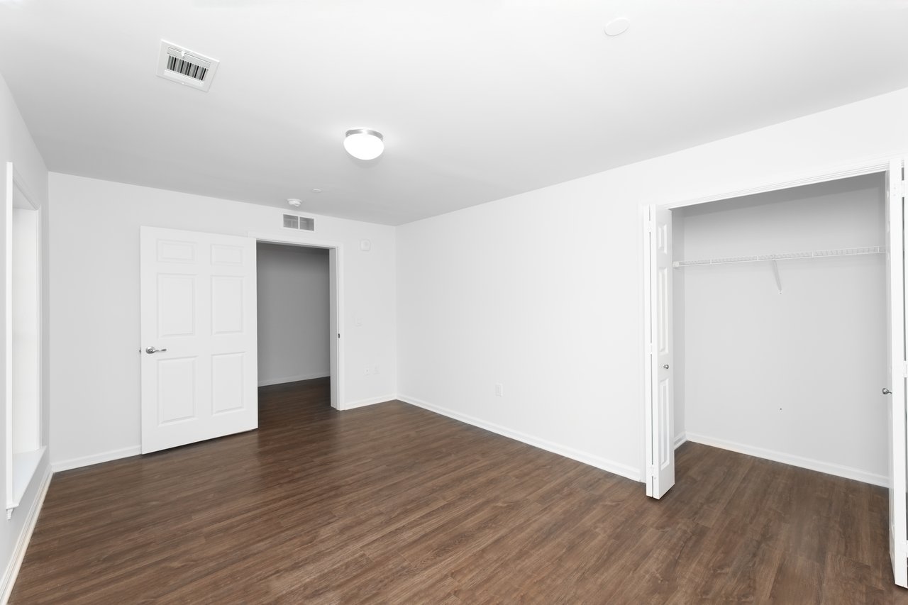 162-170 SOUTH ORANGE AVE Unit: 406