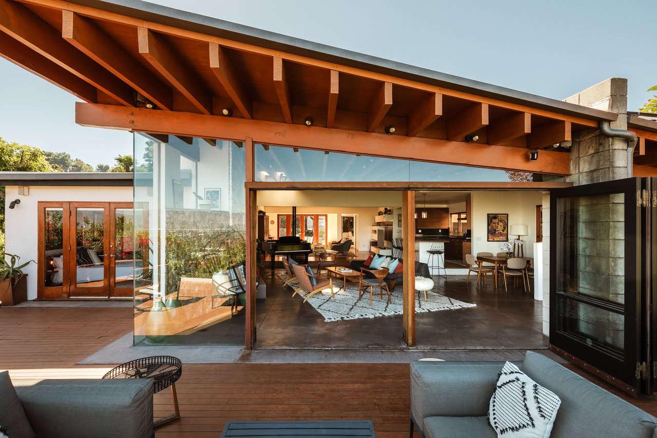 3604 Glenridge Dr, Sherman Oaks 