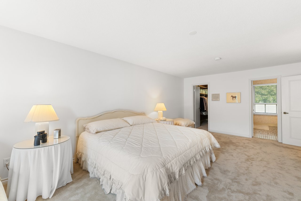 20 Arkendo Drive, Oakville