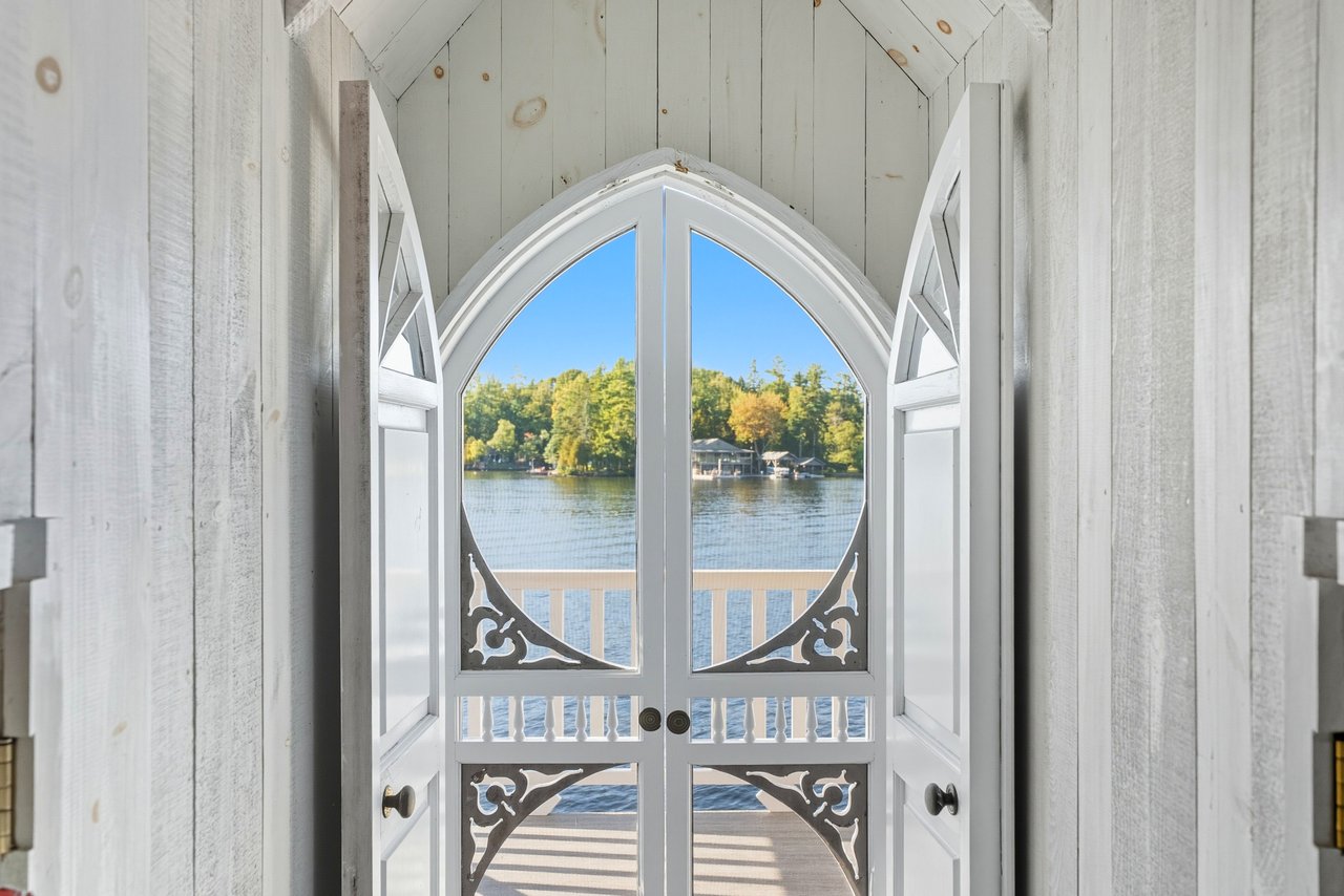 Lake Rosseau Landmark