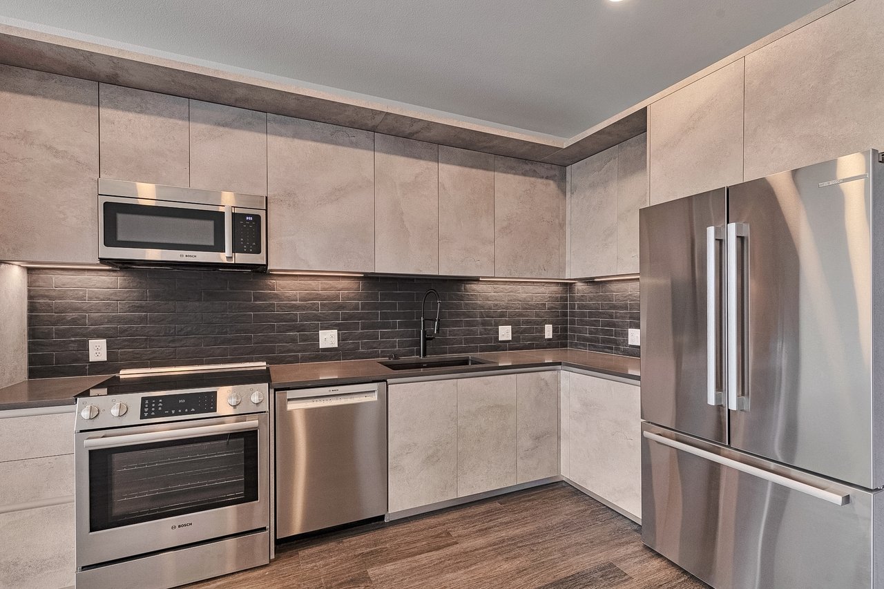 Congress Lofts: 4315 S. Congress Ave #527