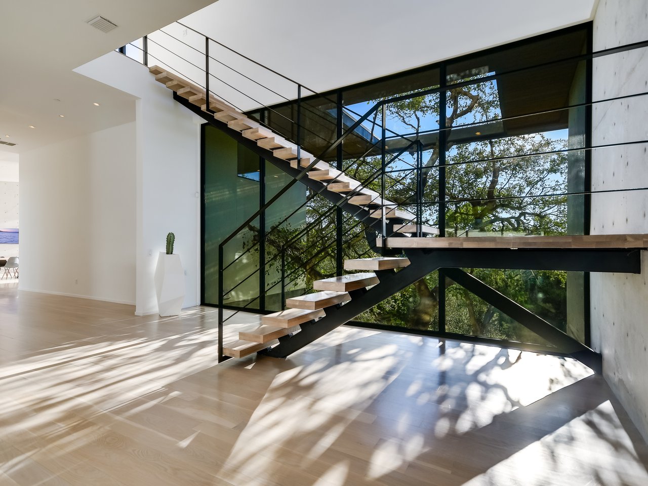 Private, Modern Masterpiece