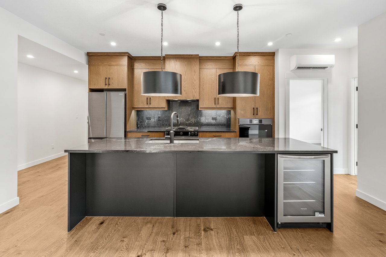 204 - 10 Cascade Ridge