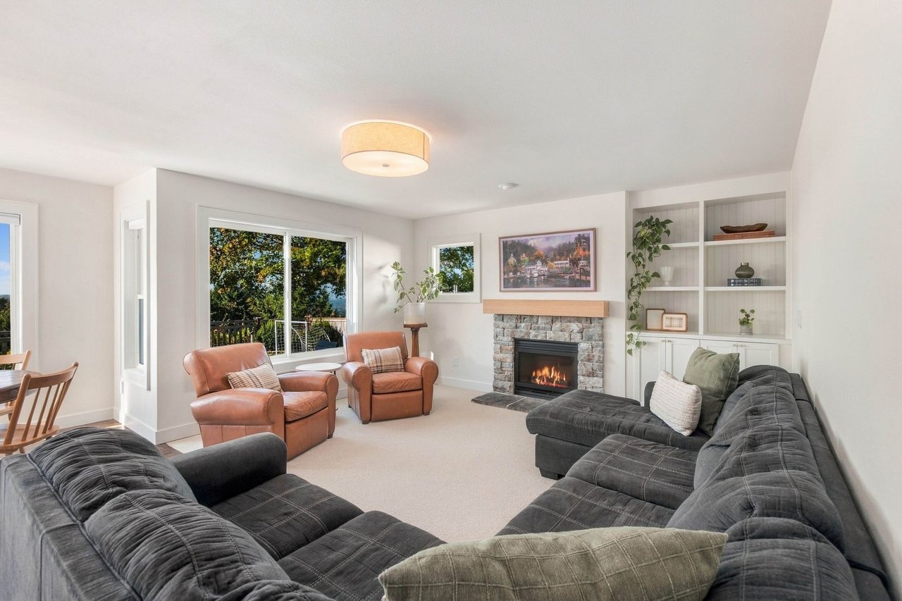 Sky Island Lifestyle Sweeping Valley Views