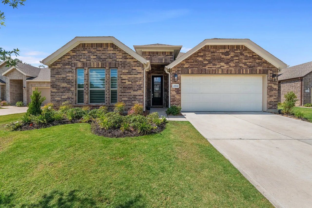 21814 Gateway Arch Dr