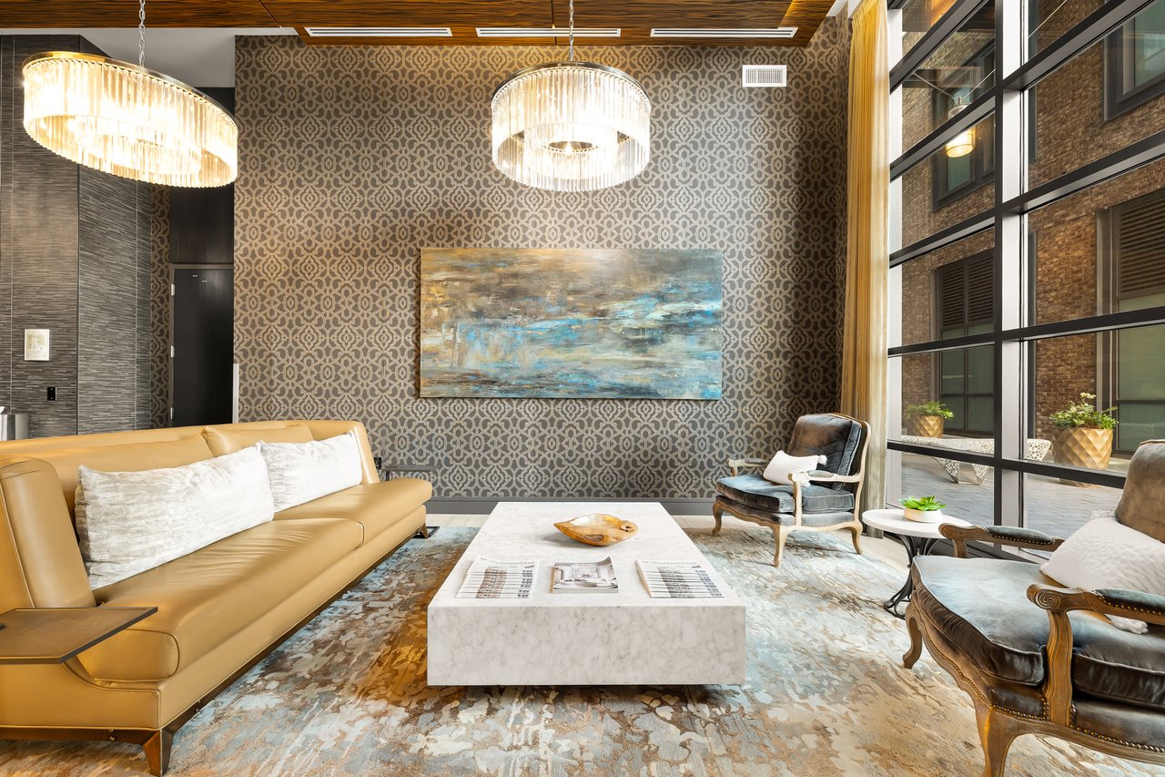 45 Sutton Square SW #306