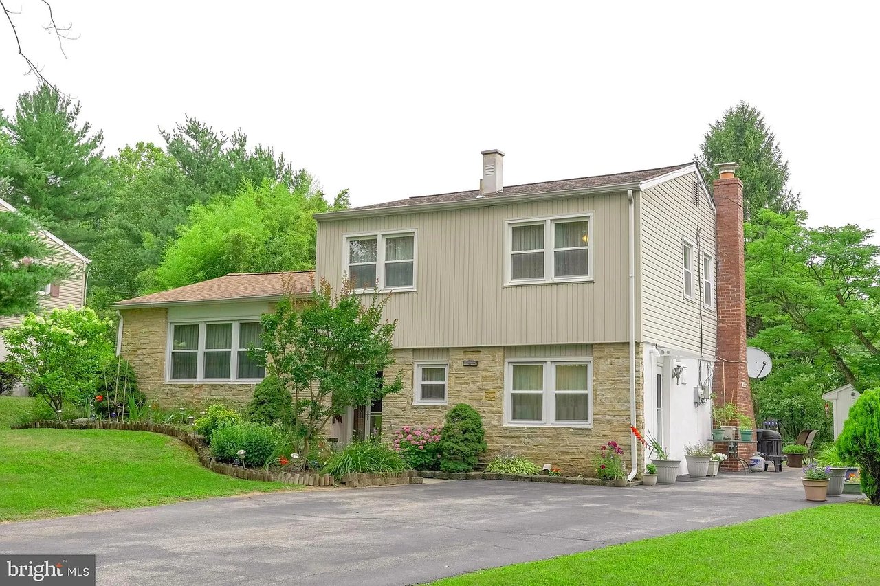 624 Gawain Rd