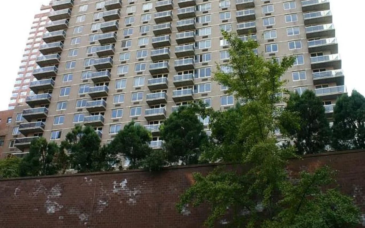 515 E 72nd St Apt 27B