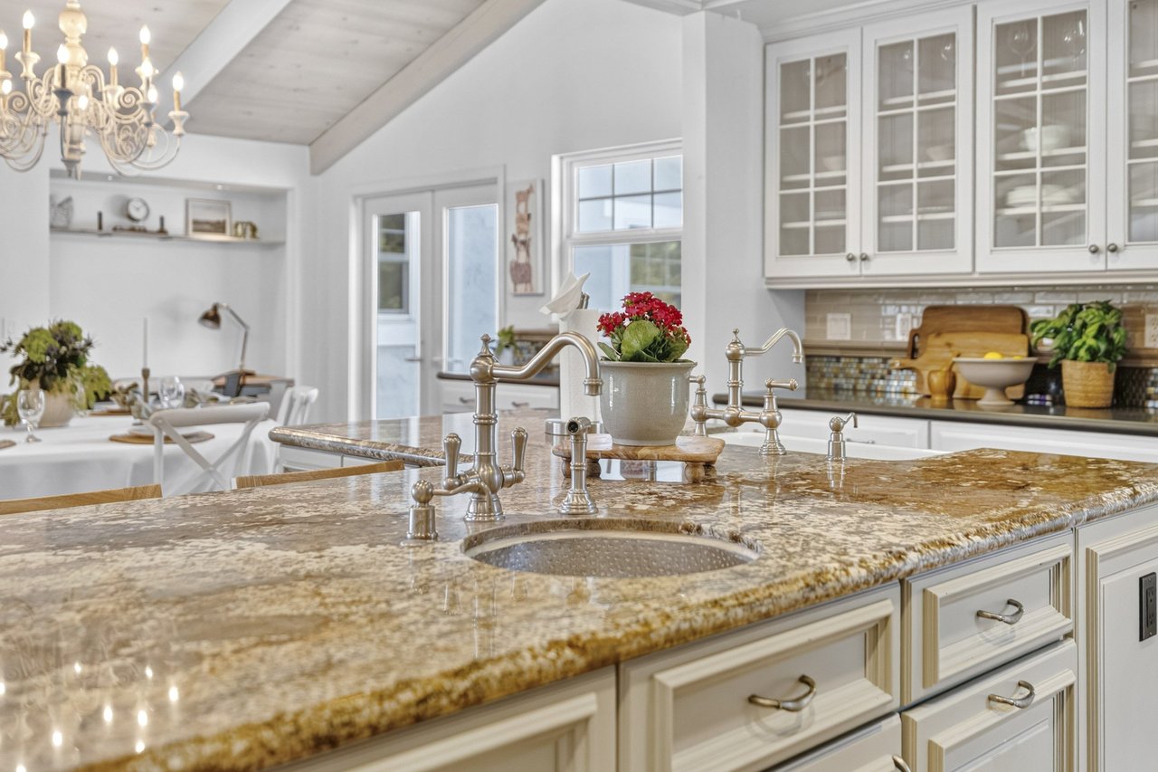 3999 Cherryvale Avenue | Soquel, California