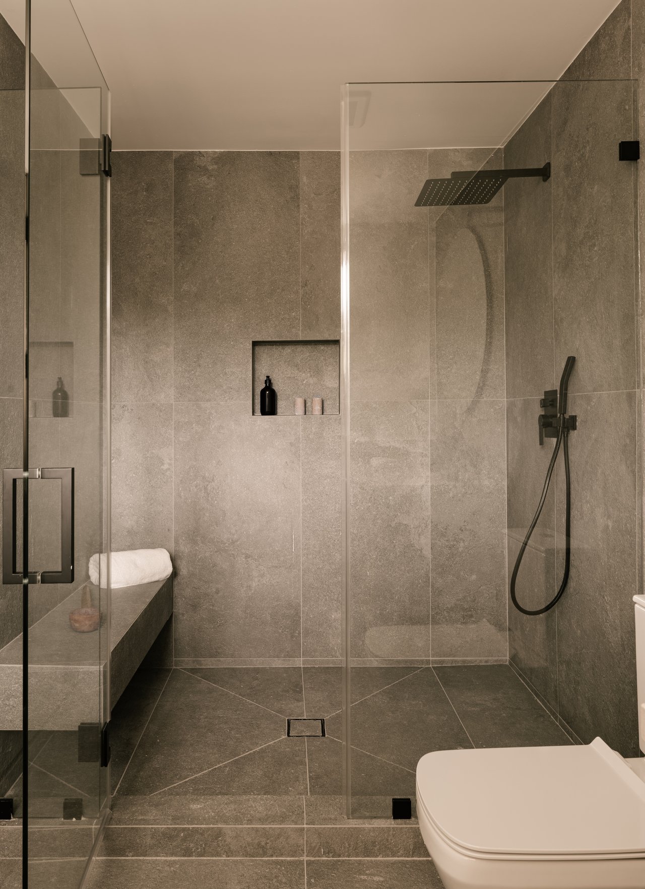 quintessential Hollywood Hills