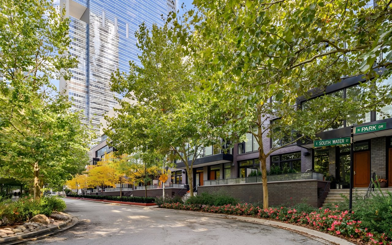 Aqua Parkhomes on Park Dr