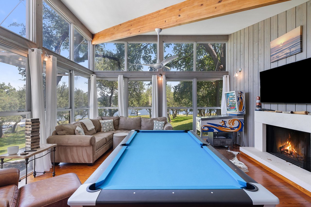 1209 Edgewater Drive