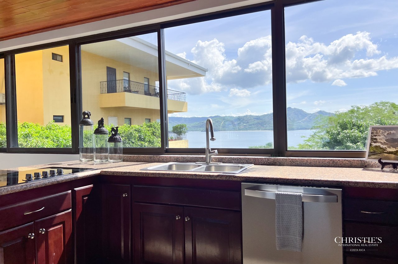 Presidential Suites #15 | Spectacular Ocean-View Condo Steps from Marina Flamingo