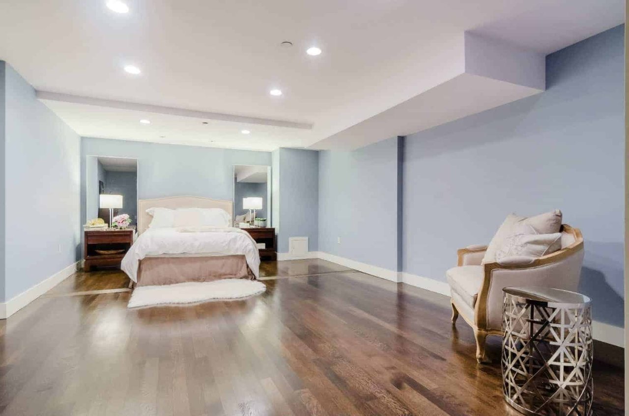 360 Newbury Street