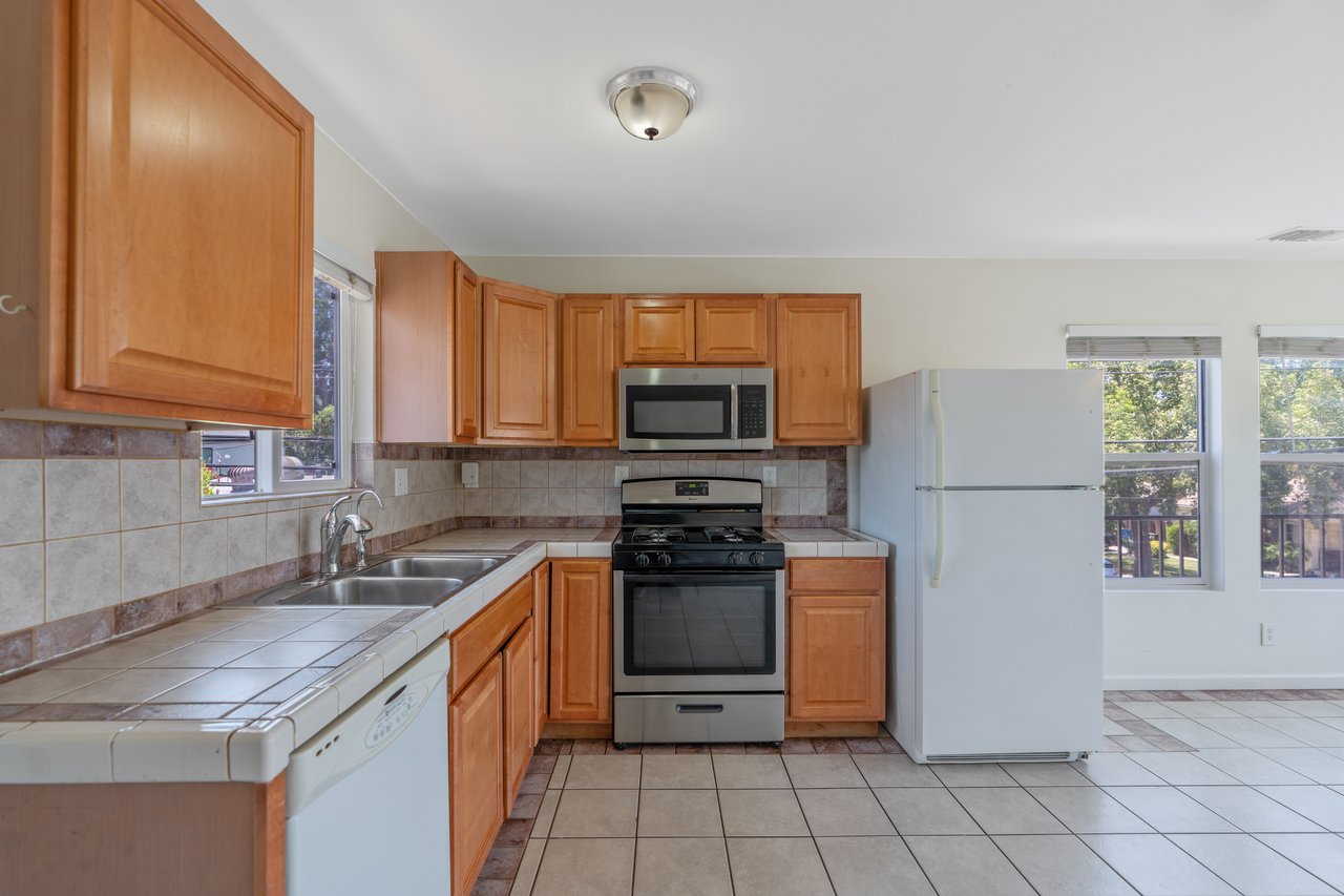4821 Topanga Canyon Blvd