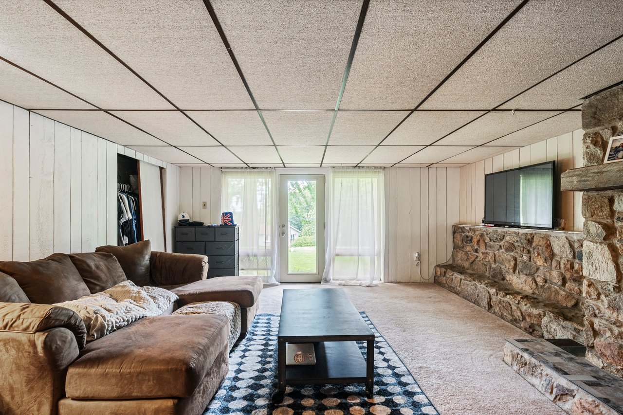 1403 Beverly Hills Road