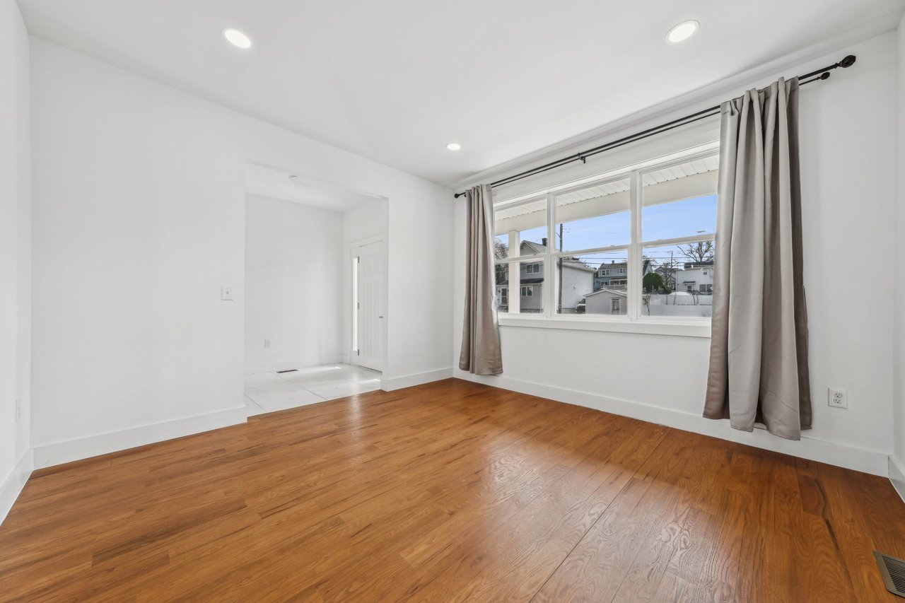 21 Kearney Ave