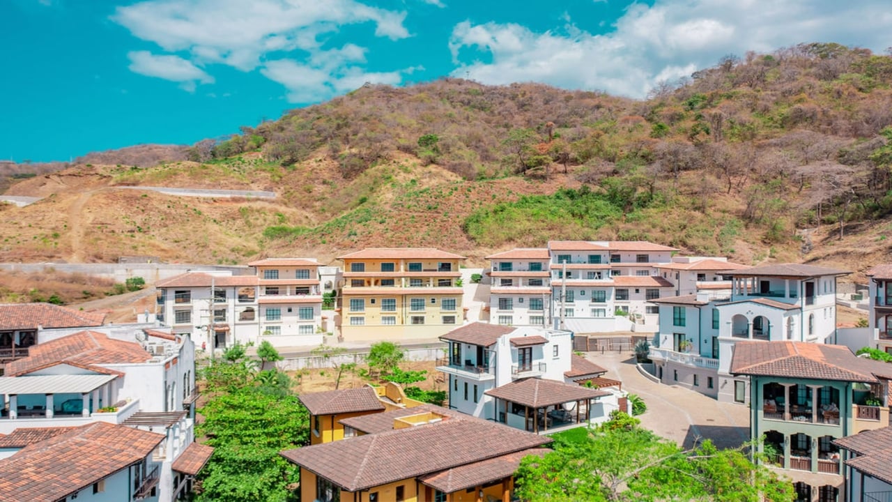 Your Private Escape in the Heart of Las Catalinas
