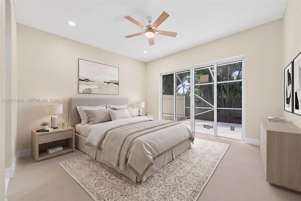 2546 NW 52nd St