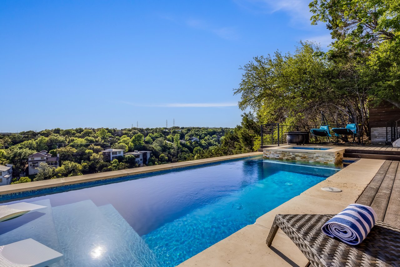 3138 Chisholm Trail
